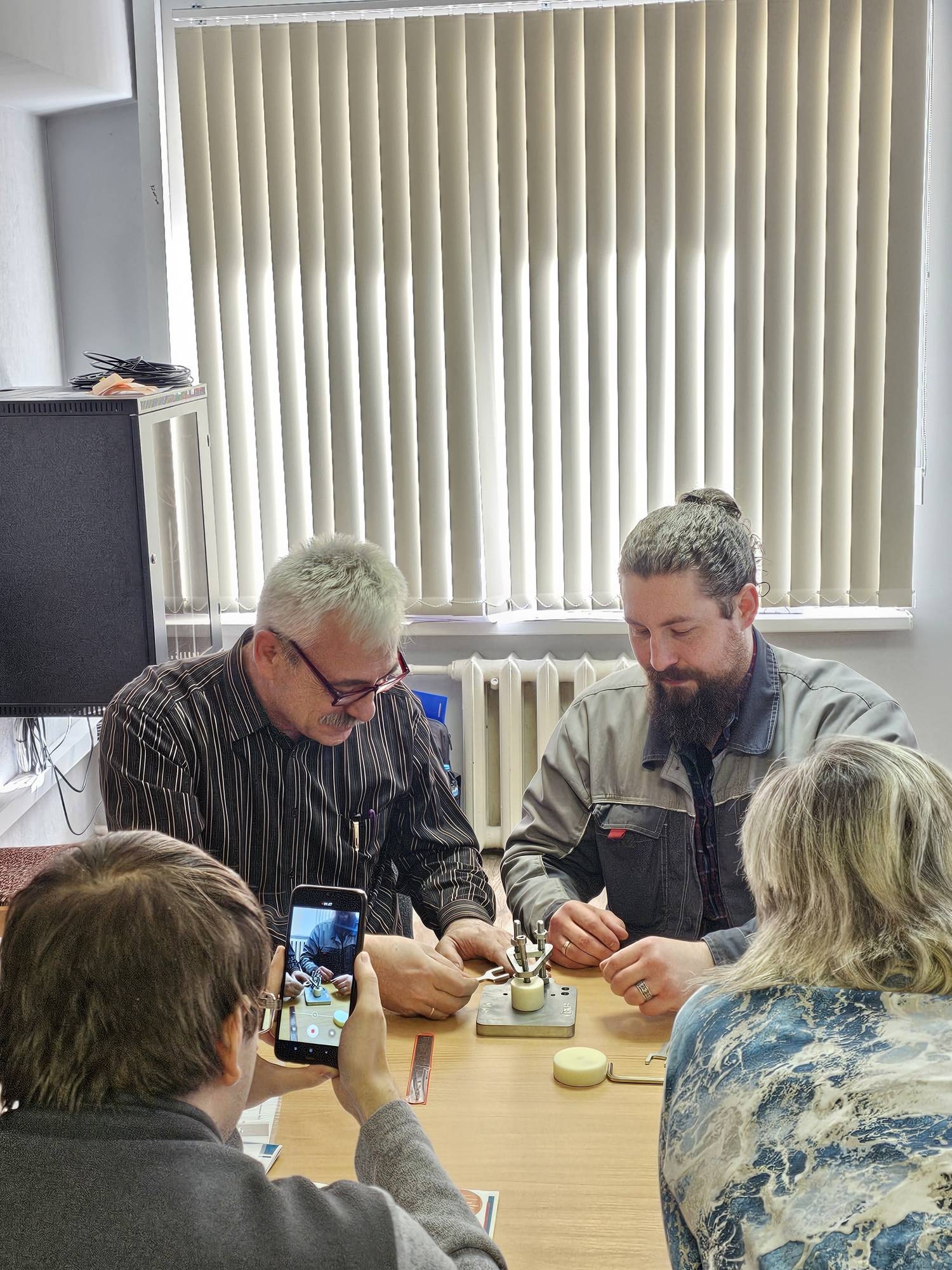 gkonyoxyttplm7jpeafeluwzm