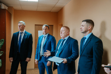 молодежь Смоленской области познакомилась с работой фабрики мягких игрушек - фото - 9